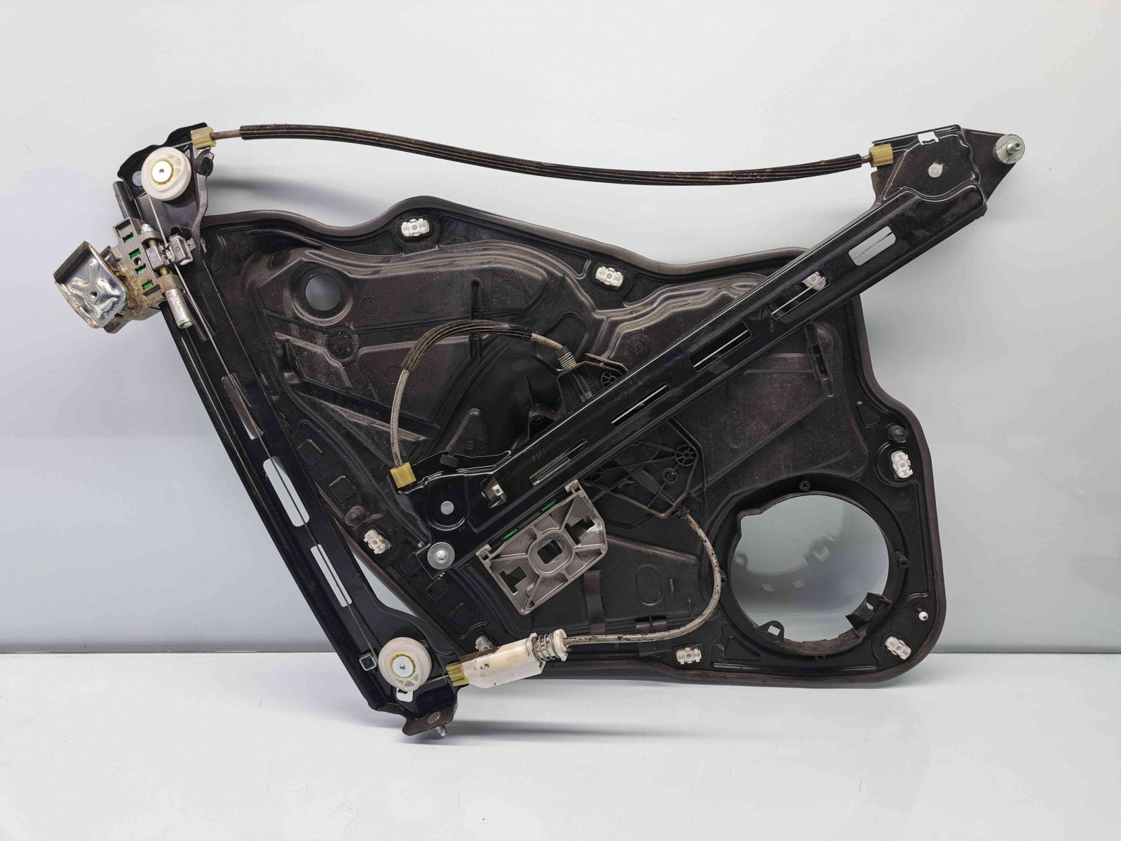 Macara electrica geam dreapta spate Volkswagen Passat CC (358) Facelift [Fabr 2012-2016] 3C8839756D - imagine 3