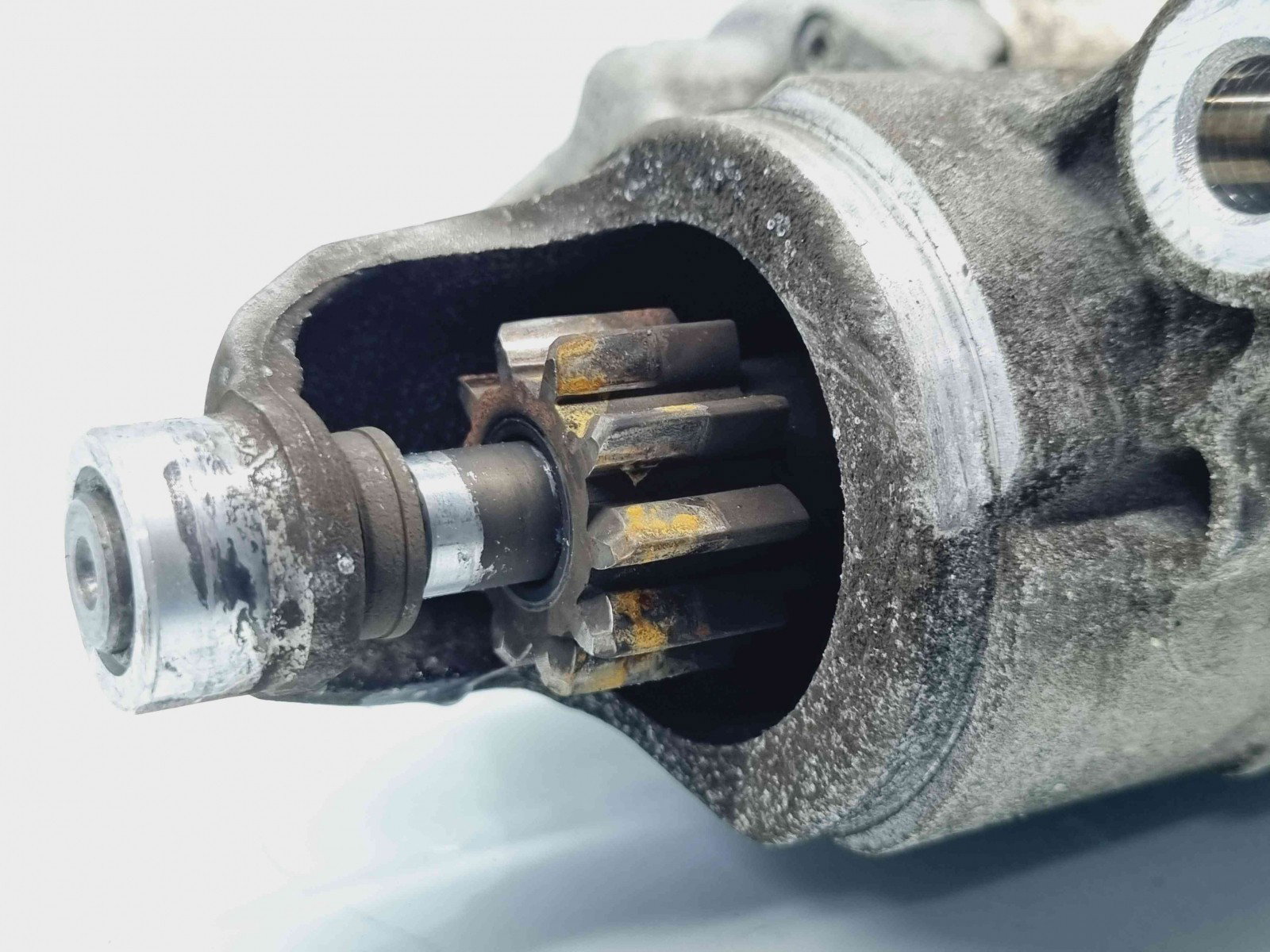 Electromotor 10 dinti Audi A4 (8K2, B8.5) Facelift [Fabr 2008-2015] 04L911021 n 0001174404 2.0 TDI CNHC 120KW / 163CP 2.0 TDI CNHC120KW / 163CP - imagine 3