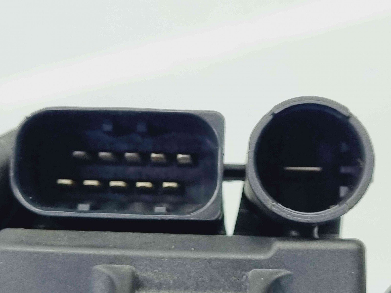 SENZOR ESP Mercedes Clasa E (W212) Facelift AMG [Fabr 2009-2016] A6519005502 - imagine 3