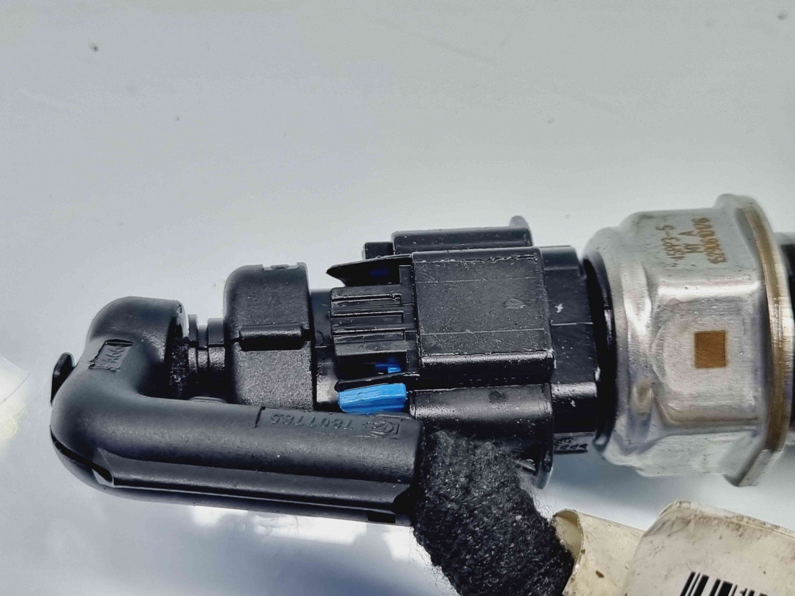 Rampa injectoare Opel Mokka [Fabr 2012-2019] 55490702 1.6 CDTI B16DTH 1.6 CDTI B16DTH 77KW / 105CP - imagine 2