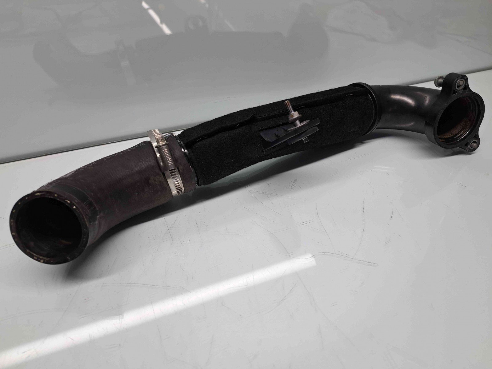 Tub intercooler Audi A4 (8W2, B9) [Fabr 2015-2023] 04L145762AG 2.0 TDI DETA 140KW / 190CP 2.0 TDI DETA 140KW / 190CP - imagine 3