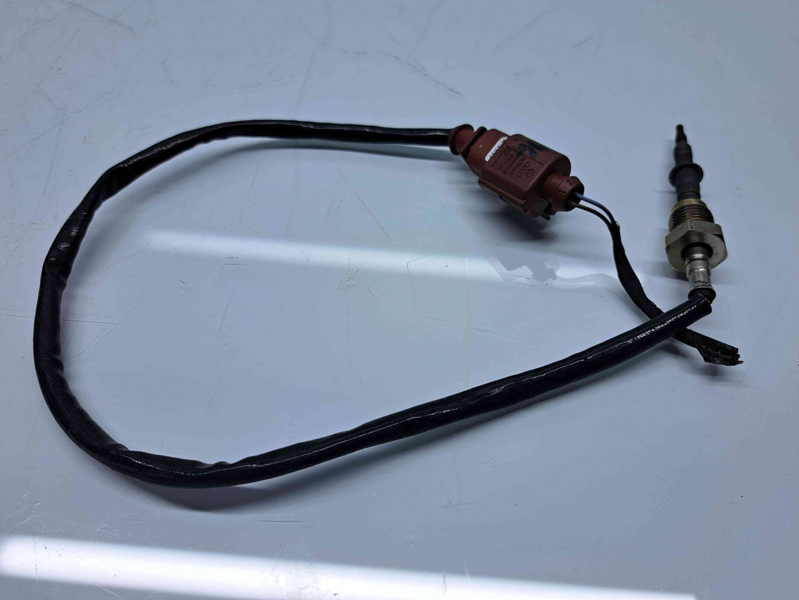 Senzor temperatura Audi A4 (8W2, B9) [Fabr 2015-2023] 8W0906088B - imagine 1