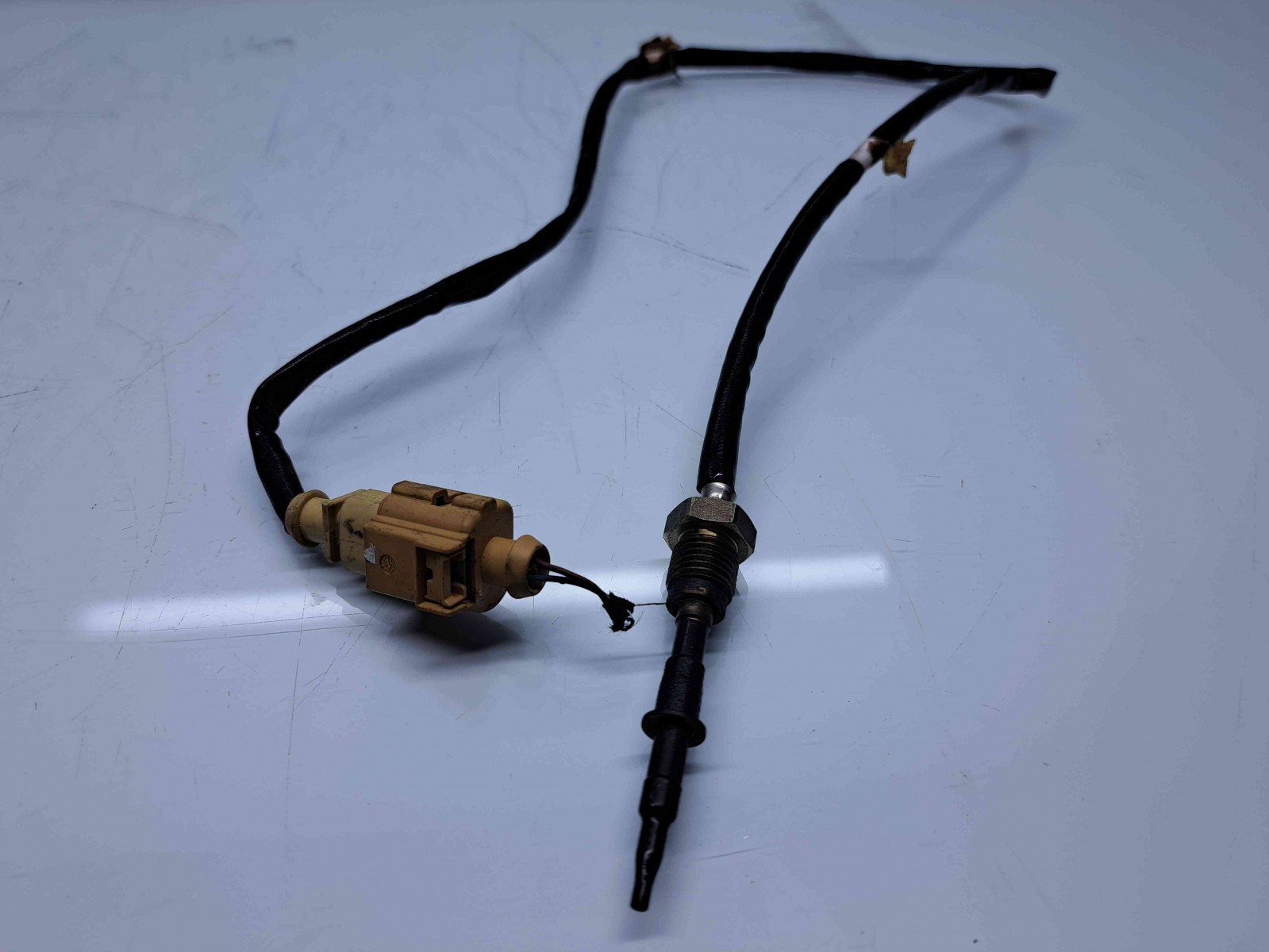 Senzor temperatura Audi A4 (8W2, B9) [Fabr 2015-2023] 8W0906088F - imagine 3