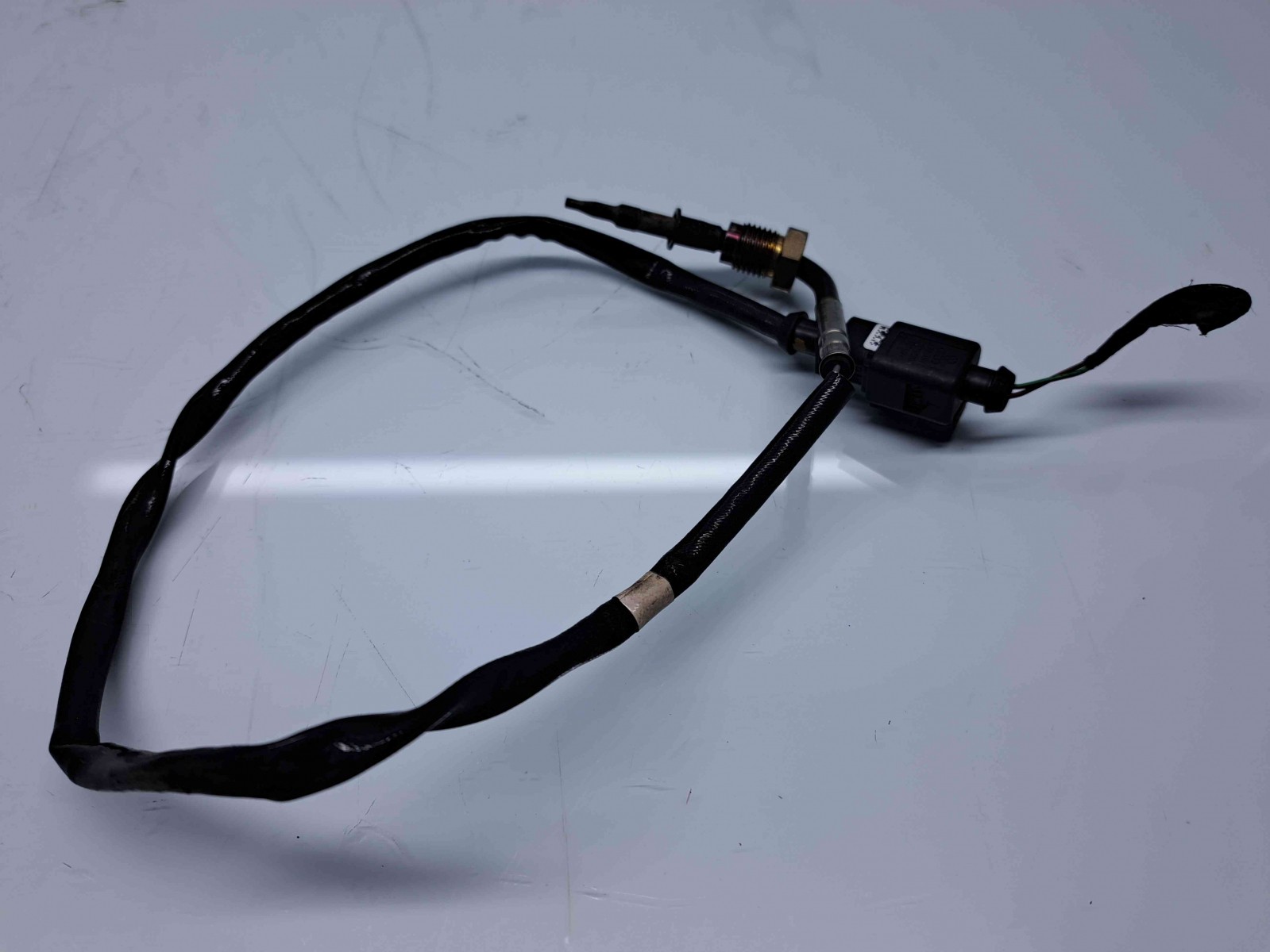 Senzor temperatura Audi A4 (8W2, B9) [Fabr 2015-2023] 8W0906088E - imagine 1