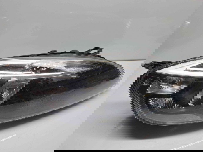  Far dreapta Volvo V40 Rdesign [Fabr 2013-2019] 31420006