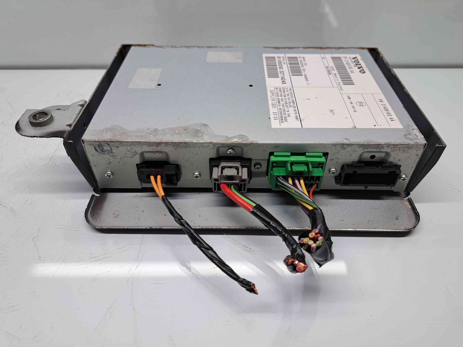 Amplificator audio Volvo V40 Rdesign [Fabr 2013-2019] VO026032714240 - imagine 4