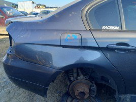 Aripa dreapta spate BMW 320i E90 2.0 OEM 2005-2011