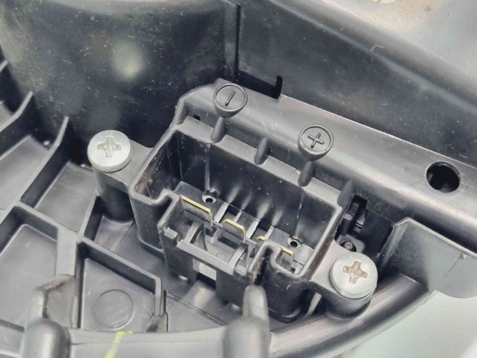  Aeroterma bord Toyota Corolla IX Sedan (ZRE1) [Fabr 2013-2019] AV272700-8105