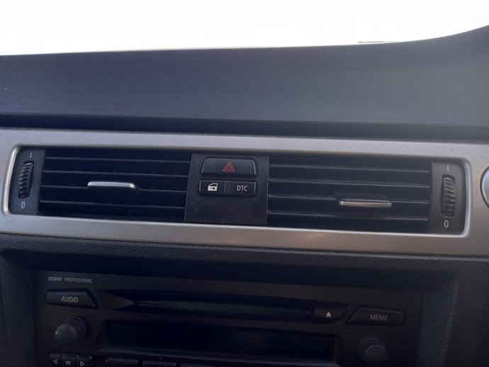 Grila aerisire centrala BMW 320i E90 2.0 OEM 2005-2011