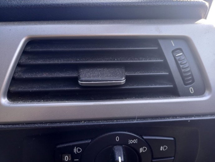 Grila aerisire dreapta BMW 320i E90 2.0 OEM 2005-2011