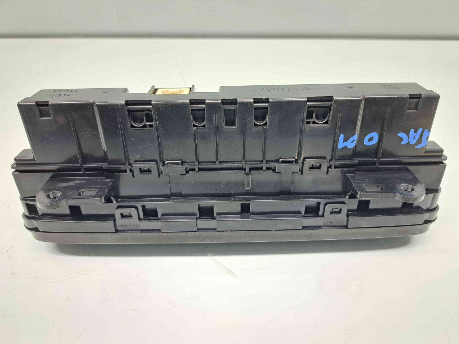 Panou comanda clima Toyota Corolla IX Sedan (ZRE1) [Fabr 2013-2019] 55900-02890 - imagine 4