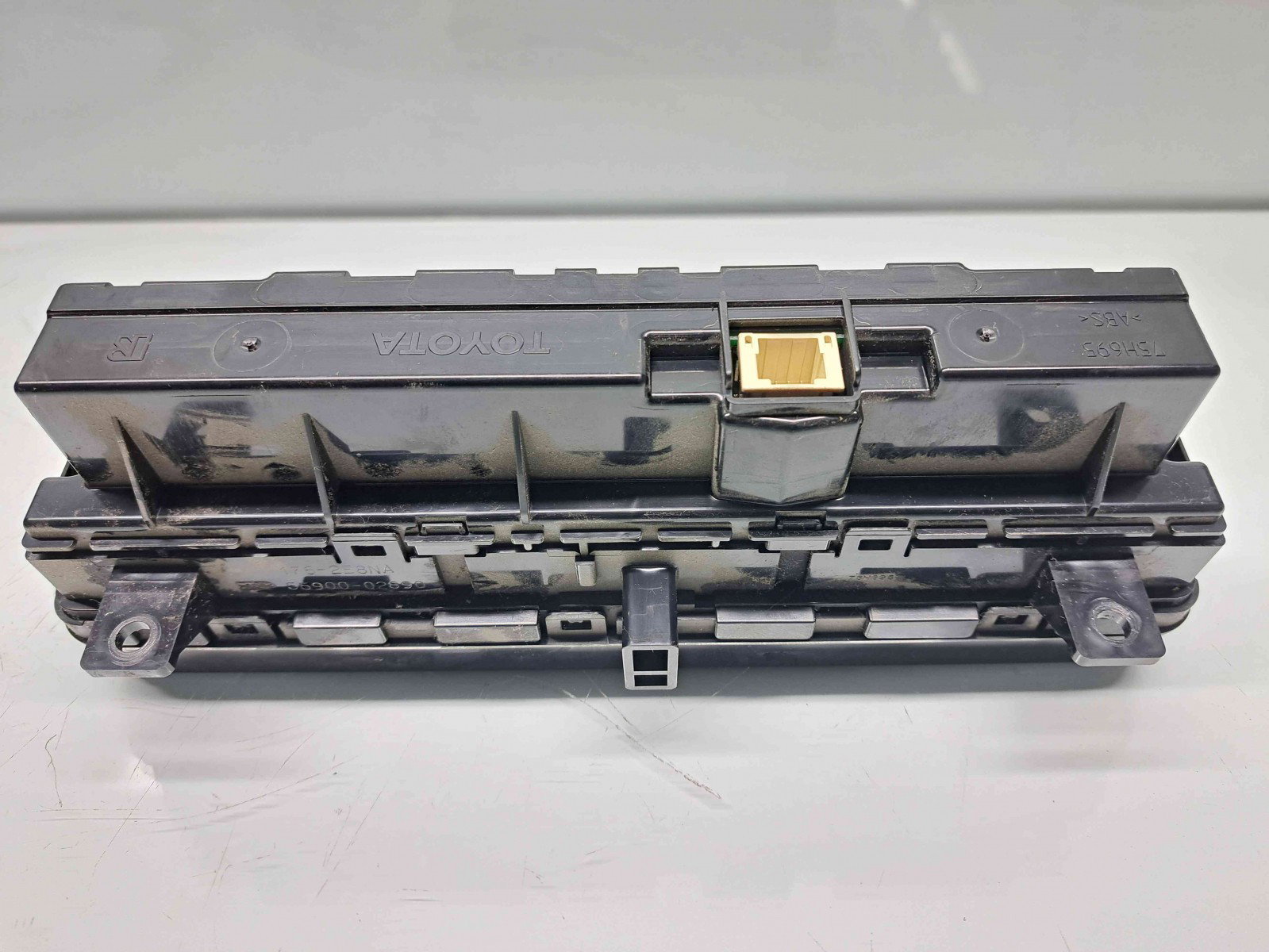 Panou comanda clima Toyota Corolla IX Sedan (ZRE1) [Fabr 2013-2019] 55900-02890 - imagine 5