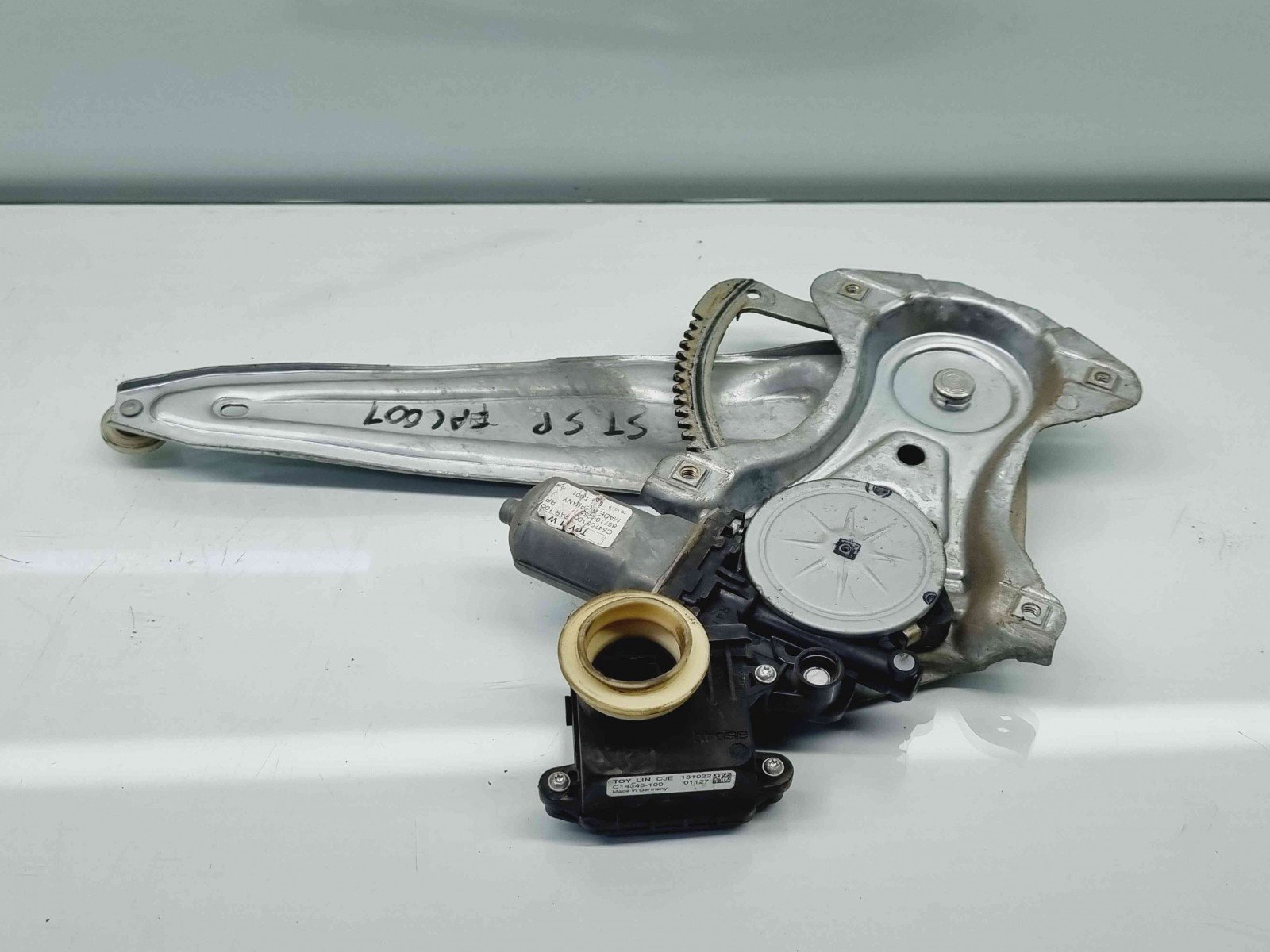 Macara electrica geam stanga spate Toyota Corolla IX Sedan (ZRE1) [Fabr 2013-2019] 85710-02520 - imagine 1