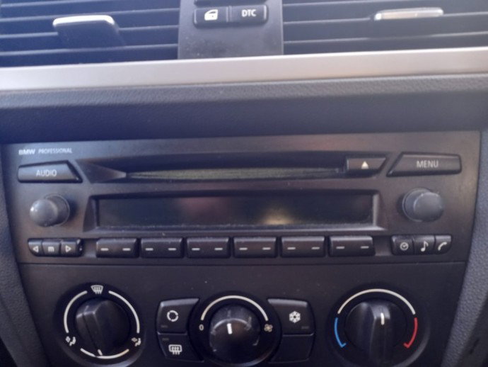 Radio CD BMW 320i E90 2.0 OEM 2005-2011