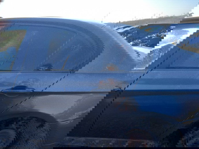 Usa stanga spate BMW 320i E90 2.0 OEM 2005-2011