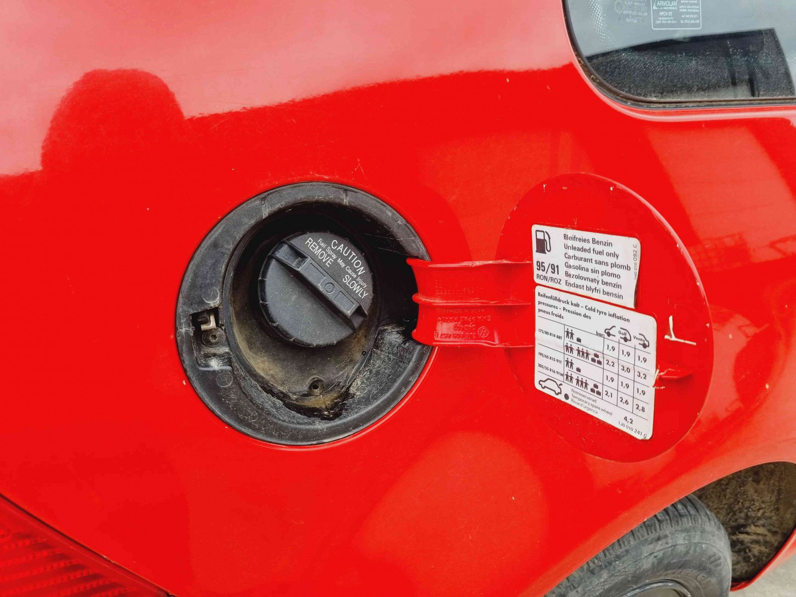 Capac rezervor Volkswagen Golf 4 (1J1) [Fabr 1997-2004] LP3G - imagine 2