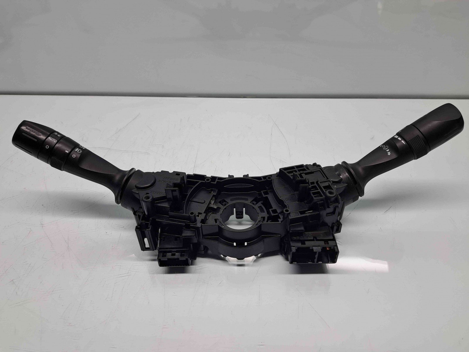 Ansamblu manete Toyota Corolla IX Sedan (ZRE1) [Fabr 2013-2019] 17F852 - imagine 1