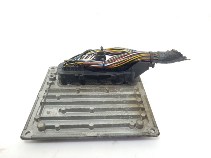 Calculator motor Ford Fusion 1.6 benz 2S6A12A650TH 2002-2012