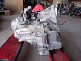 Cutie viteze 5 trepte Toyota Yaris 1.4  2005-2011