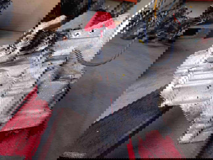 Cutie viteze 5 trepte Toyota Yaris 1.4  2005-2011