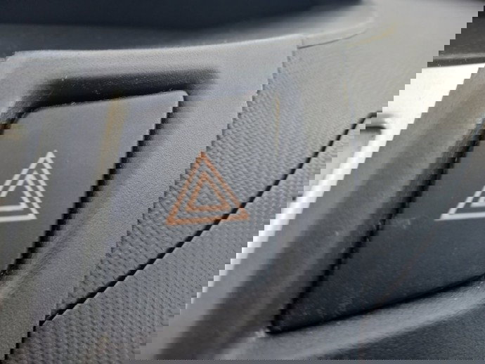 Buton avarii Toyota Yaris 1.4 OEM 2005-2011