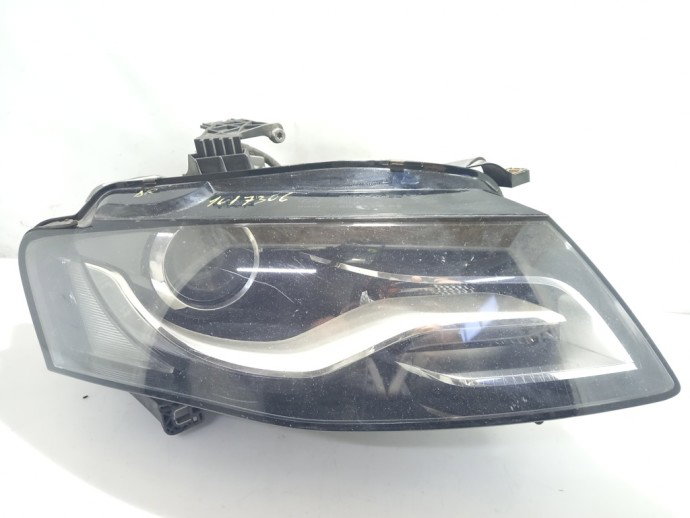 Far dreapta  Audi A4 B8 2.0 TDI 8K0941004D 2008-2015