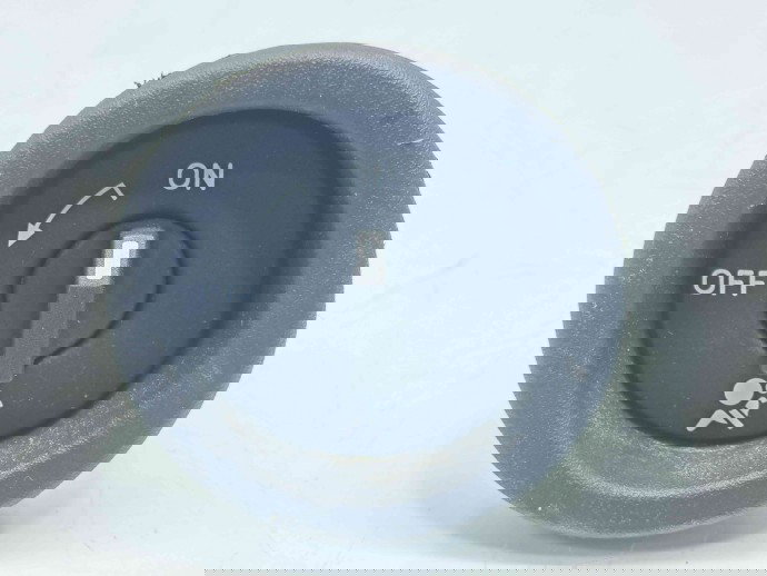  Buton ON/OFF airbag Dacia Sandero 2 [Fabr 2012-prezent] 681995427R
