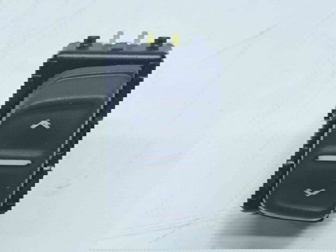  Buton geam stanga fata Dacia Sandero 2 [Fabr 2012-prezent] 254214937R