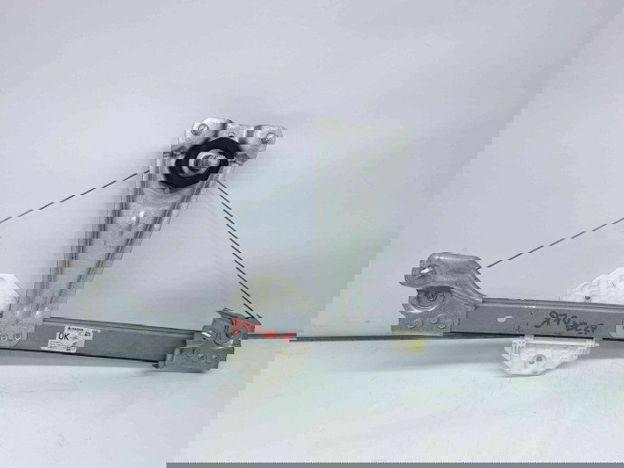 Macara manuala geam dreapta spate Dacia Sandero 2 [Fabr 2012-prezent] 827202131R