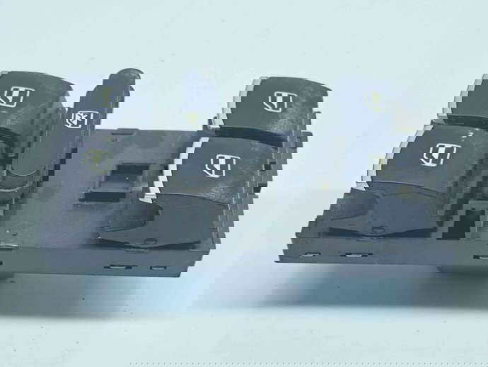  Butoane comanda geamuri sofer Volkswagen Golf 5 (1K1) [Fabr 2004-2008] OEM