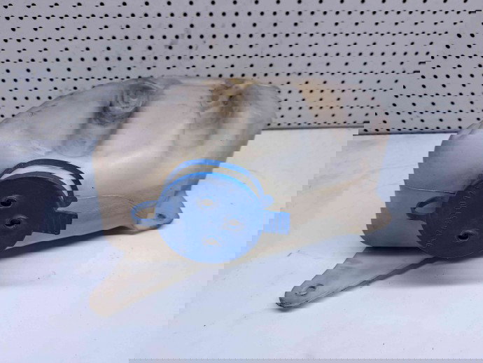  Vas lichid parbriz Mercedes Vito Autobus (W639) [Fabr 2003-2014] A6398690320