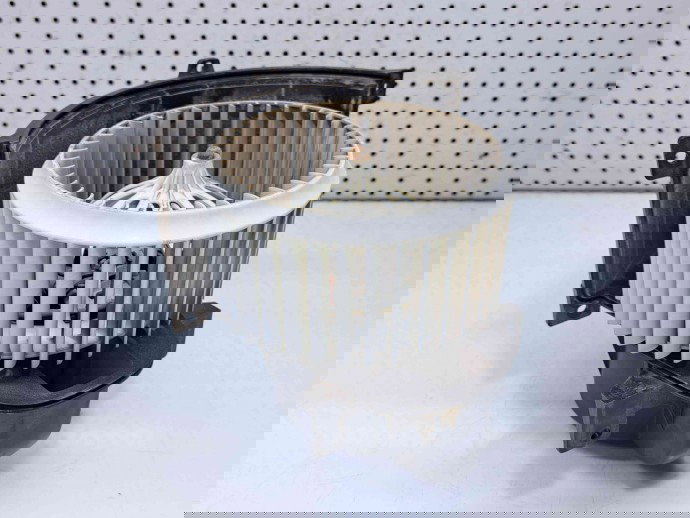  Aeroterma bord Volkswagen Touareg (7LA, 7L6) [Fabr 2003-2010] 17360057