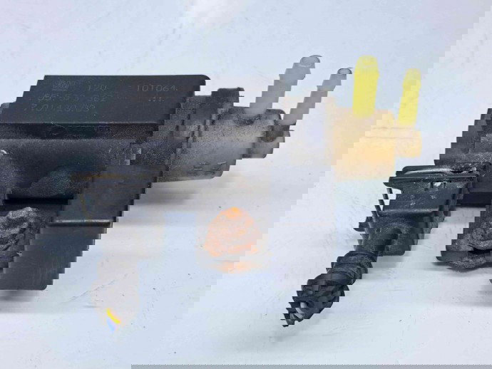 Supapa vacuum Opel Astra J [Fabr 2009-2015] 55573362 1.3 CDTI A13DTE  