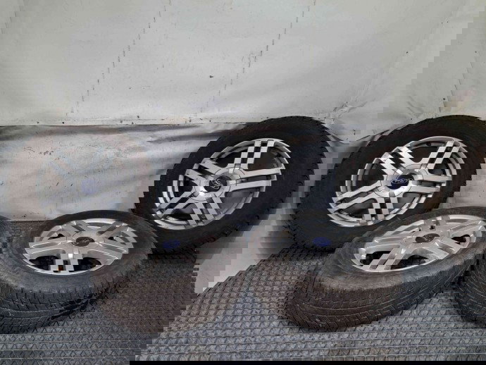 Set jante cu anvelope Ford C-Max 1 [Fabr 2007-2010] R15 /6J  4X108
