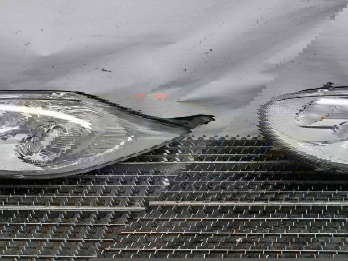  Far stanga Ford Fiesta 6 [Fabr 2008-2019] 8A61-13W030-DF