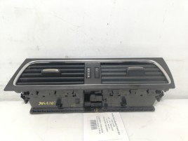 Grila ventilatie centrala Audi A4 B8 2.0 TDI 8T2820951B 2008-2015