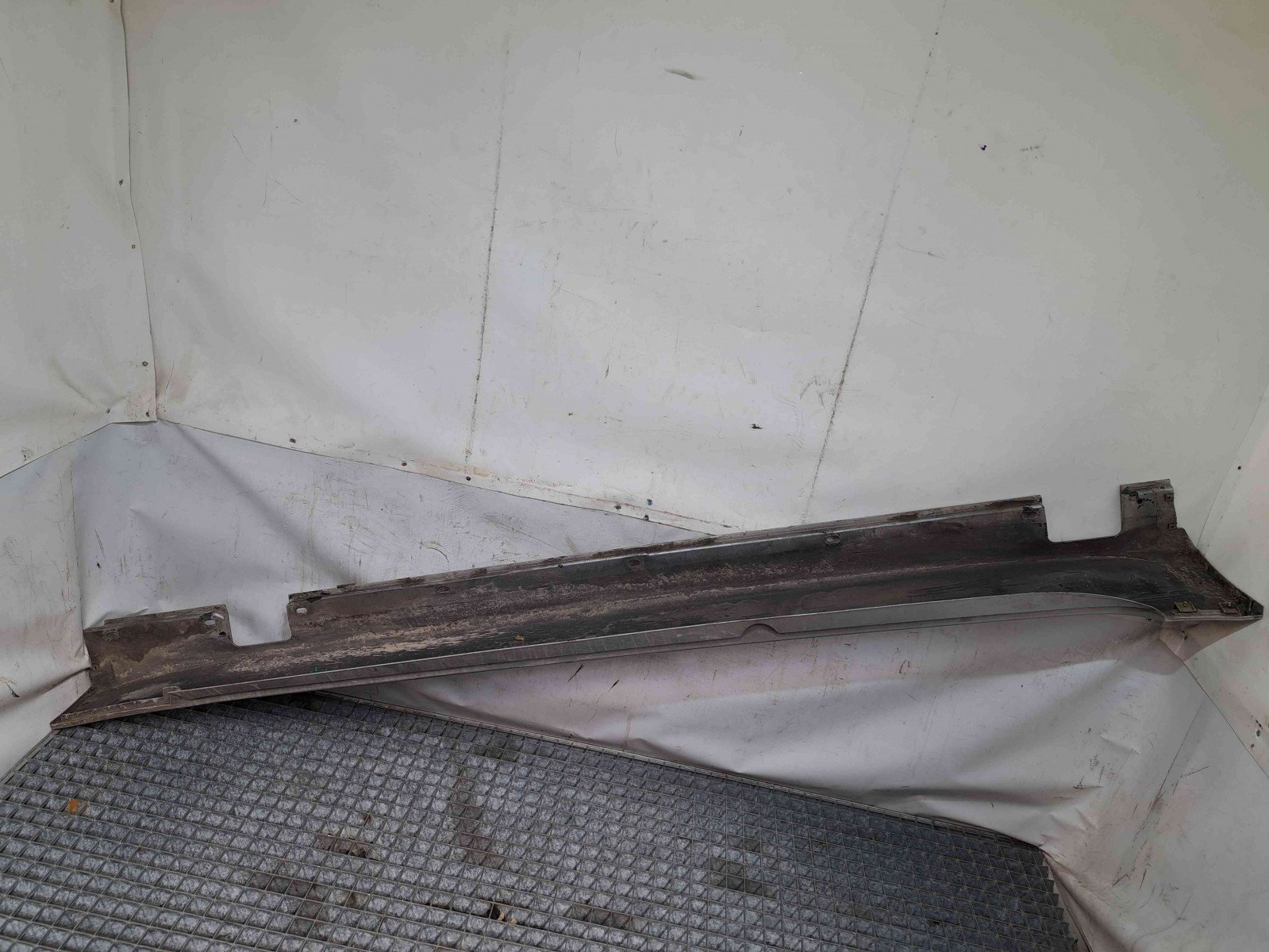 Prag lateral stanga Bmw 5 (E60) [Fabr 2004-2010] OEM - imagine 2