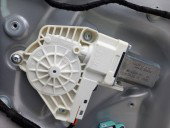 Motoras macara geam dreapta fata Audi A4 B8 2.0 8K0959802H 2008-2015
