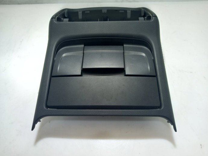 Scrumiera spate Audi A4 B8 2.0 8K0864376 2008-2015