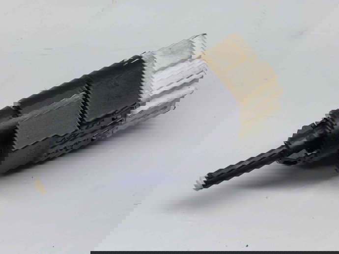 Comutator lumini frana Dacia Logan MCV 2 [Fabr 2013-prezent] 253206170R 1.5 DCI K9K612 55KW / 75CP