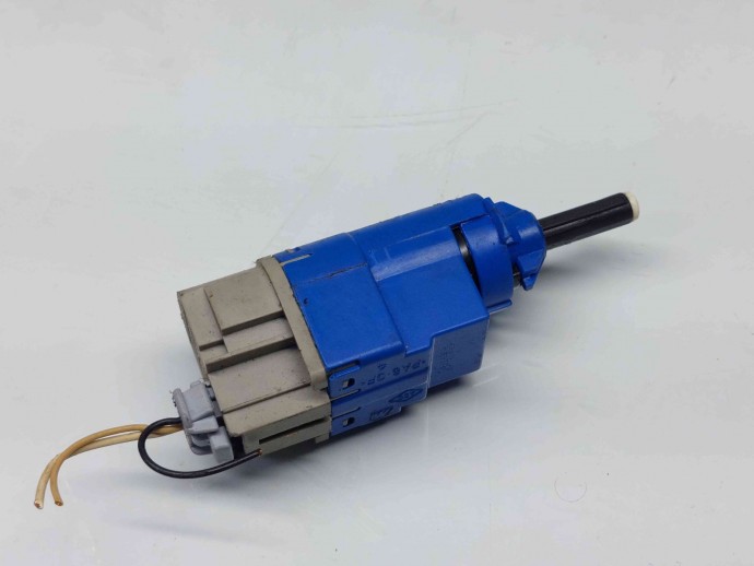  Comutator actionare ambreiaj Dacia Logan MCV 2 [Fabr 2013-prezent] 253255192R 