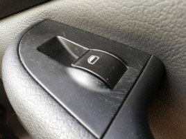 Buton geam electric dreapta fata Audi A6 C5 2.5 BAU OEM 2005-2010