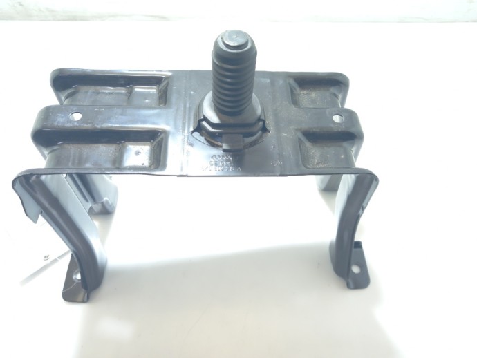 Suport roata rezerva Audi A4 B8 Avant OEM 2008-2015
