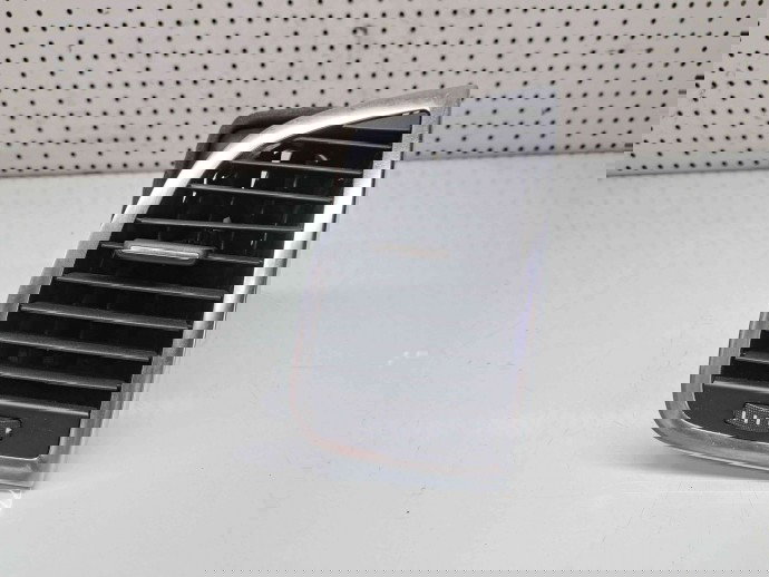  Grila aerisire dreapta Audi Q7 (4LB) [ Fabr 2006-2014] 4L0820902T