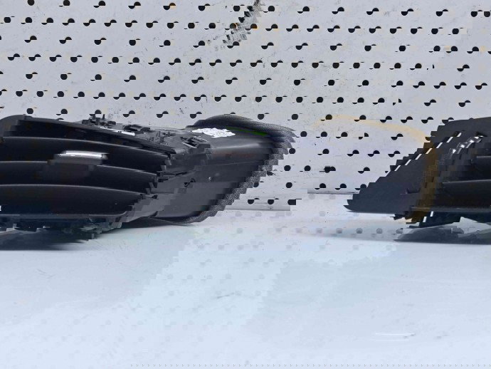  Grila aerisire centrala stanga Opel Astra J [Fabr 2009-2015] 13300660