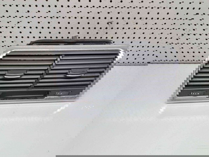  Grila aerisire centrala Audi Q7 (4LB) [ Fabr 2006-2014] 4L0820951