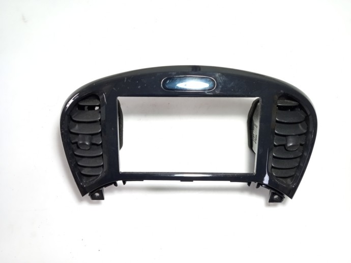 Grila aerisire centrala Nissan Juke 1.5 OEM 2010-2021