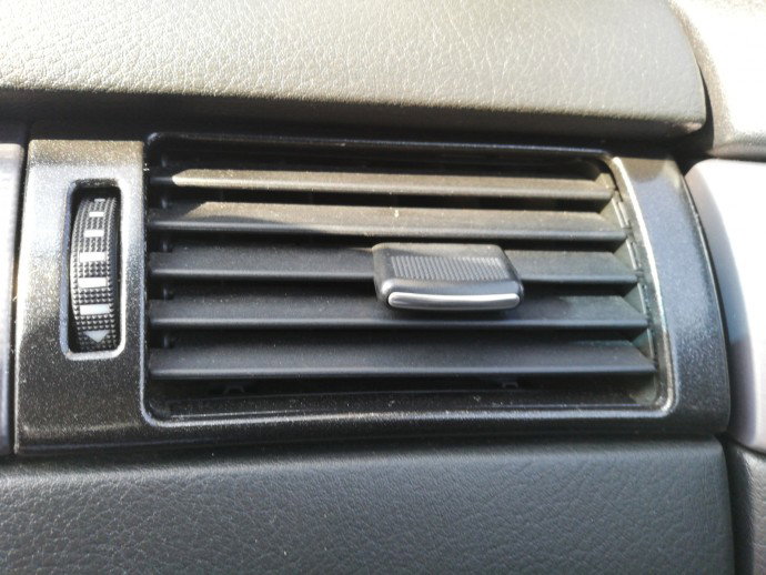Grila aerisire dreapta Audi A6 C5 2.5 BAU OEM 2005-2010