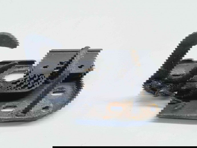 Maner deschidere capota Volkswagen Passat B6 Variant (3C5) [Fabr 2005-2010] 3C0823480