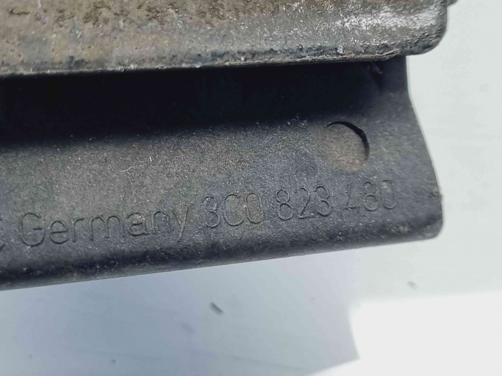 Maner deschidere capota Volkswagen Passat B6 Variant (3C5) [Fabr 2005-2010] 3C0823480 - imagine 3